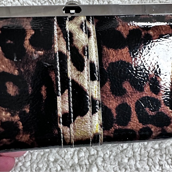 Rosetti Cheetah Gold Framed Clutch Wallet, many cardholders, zip pocket NWT - Picture 5 of 11